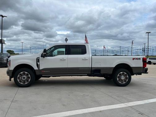 2026 Ford F-350 King Ranch