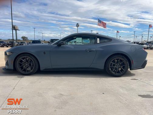 2025 Ford Mustang Dark Horse Fastback
