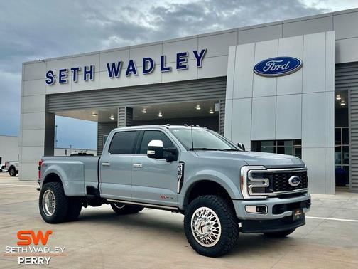 2025 Ford F-450 Platinum