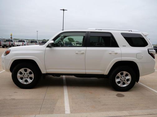 Super White 2015 Toyota 4Runner SR5