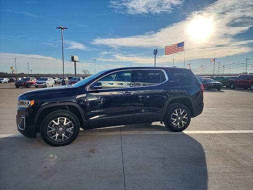 2022 GMC Acadia AWD SLE