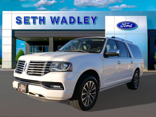 2015 Lincoln Navigator Base