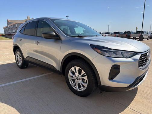 Iconic Silver Metallic 2024 Ford Escape Active