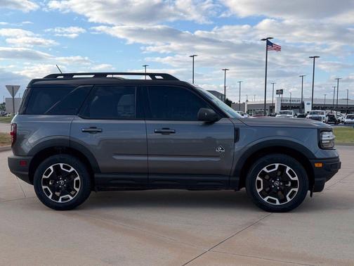 Carbonized Gray Metallic 2024 Ford Bronco Sport Outer Banks