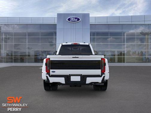 2026 Ford F-450 Platinum