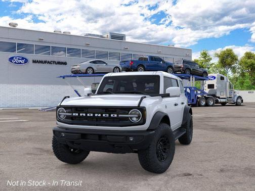 Oxford White 2026 Ford Bronco Outer Banks