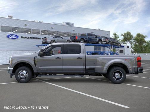 Carbonized Gray Metallic 2026 Ford F-350 Lariat