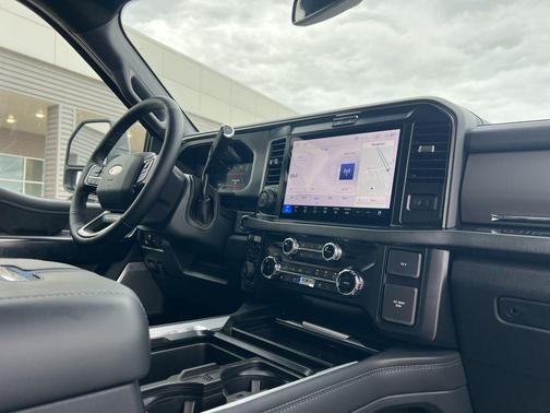 2025 Ford F-450 Platinum