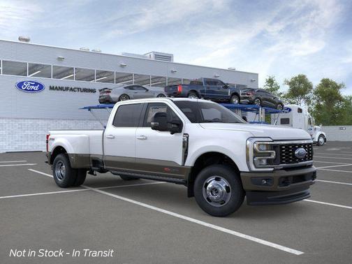 Star White Metallic Tri-Coat 2026 Ford F-350 King Ranch