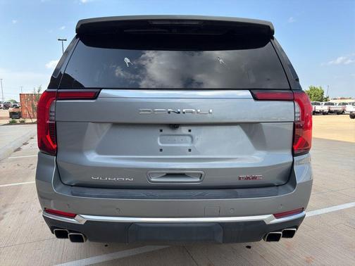 Sterling Metallic 2025 GMC Yukon XL Denali