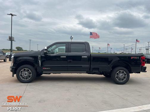 2025 Ford F-350 Platinum