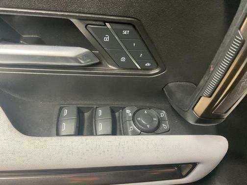 2024 GMC HUMMER EV SUV 2X