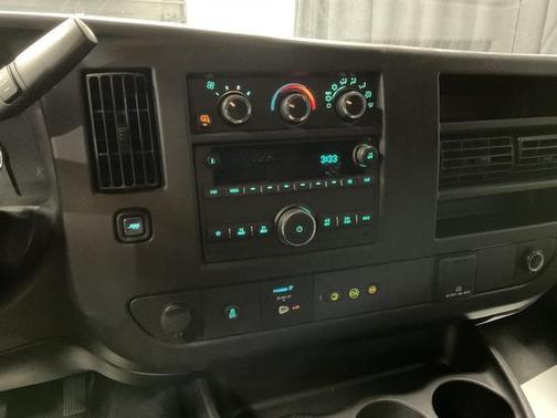 2023 GMC Savana 2500 Work Van