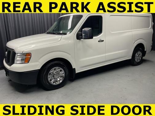 2014 Nissan NV Cargo NV3500 HD SV V8