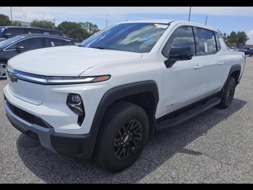 2025 Chevrolet Silverado EV LT