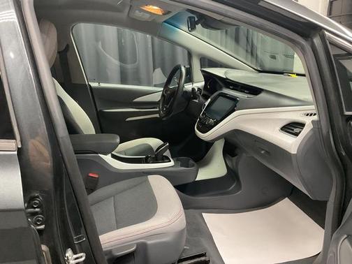 2021 Chevrolet Bolt EV LT