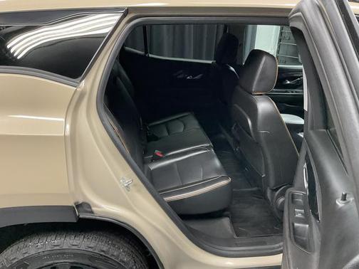 2022 GMC Terrain AT4