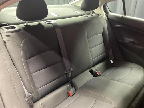2016 Chevrolet Cruze LS Automatic