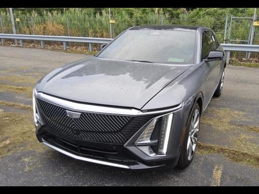 2023 Cadillac LYRIQ Luxury