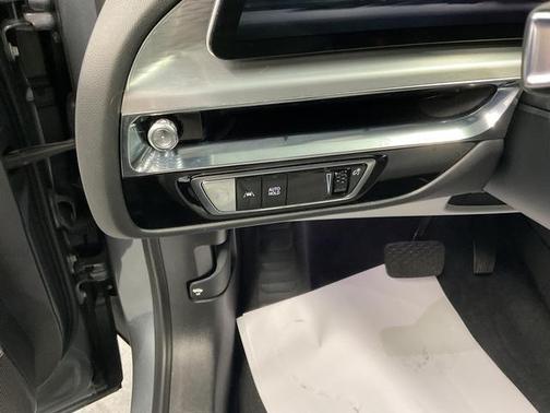 2023 Cadillac LYRIQ Luxury