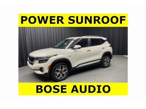 Snow White Pearl 2023 Kia Seltos SX