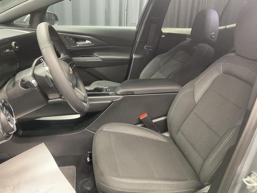 2026 Chevrolet Equinox EV LT 1