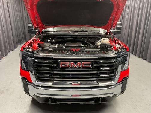 2024 GMC Sierra 2500 Pro