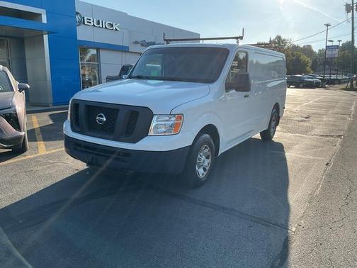 2015 Nissan NV Cargo NV2500 HD SV V6/SV V8
