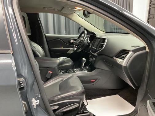 Rhino Clearcoat 2018 Jeep Cherokee Trailhawk