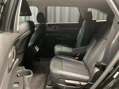 2022 Kia Sorento Hybrid S