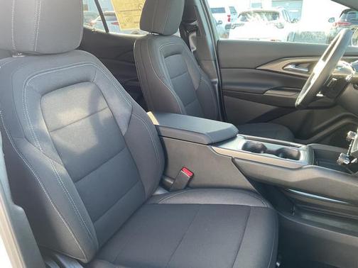 2026 Chevrolet Equinox EV LT 1