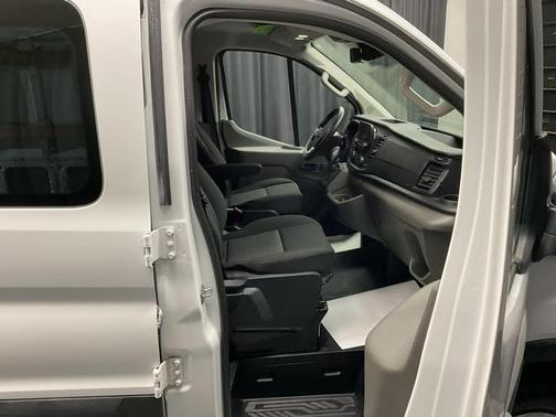 2022 Ford Transit-250 T-250 LOW RF 9070 GVWR