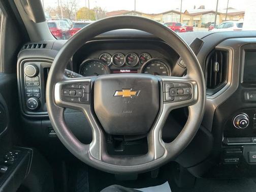 2021 Chevrolet Silverado 1500 Custom