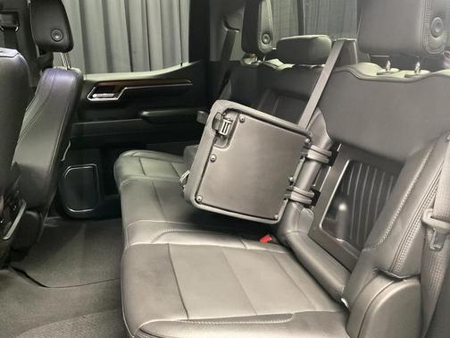 White Frost Tri-Coat 2023 GMC Sierra 1500 Denali