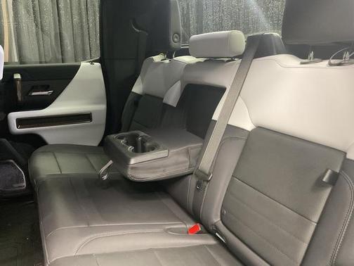 White 2025 GMC HUMMER EV Pickup 3X