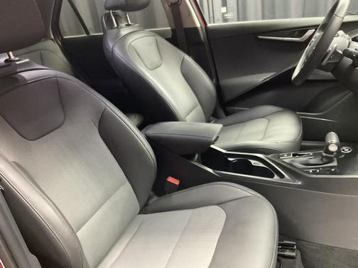 2024 Kia Niro EX Touring