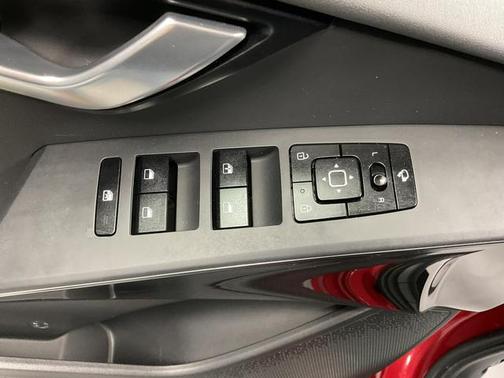 2024 Kia Niro EX Touring