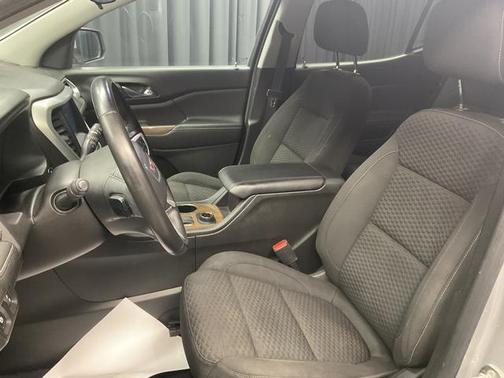 2018 GMC Acadia SLE-2