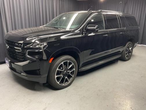 2024 Chevrolet Suburban RST