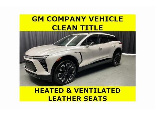 Iridescent Pearl Tricoat 2025 Chevrolet Blazer EV RS