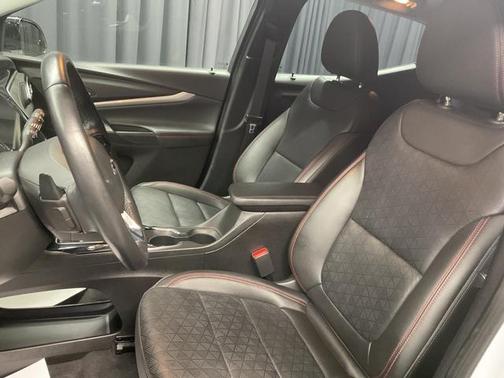 Summit White 2023 Chevrolet Bolt EUV Premier