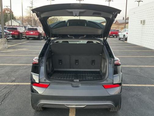2023 Chevrolet Bolt EUV LT
