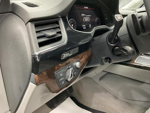 2017 Audi Q7 3.0T Prestige