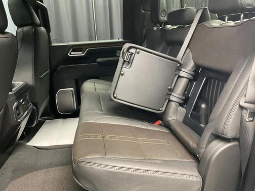 2026 Chevrolet Silverado 3500 High Country