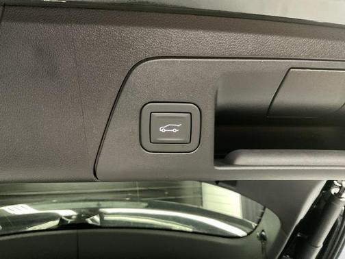 Ebony Twilight Metallic 2026 Buick Envision Avenir