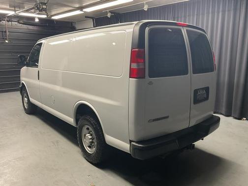 2017 Chevrolet Express 3500 Work Van