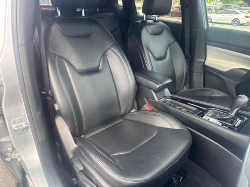 Silver Zynith 2025 Jeep Compass Limited