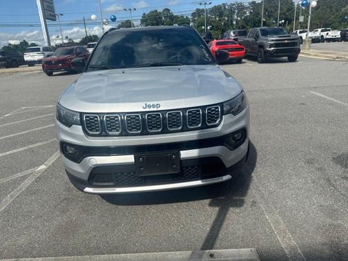 Silver Zynith 2025 Jeep Compass Limited