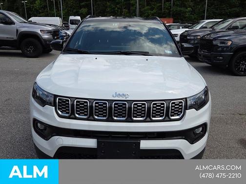Bright White Clearcoat 2025 Jeep Compass Limited