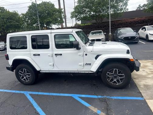 Bright White Clearcoat 2025 Jeep Wrangler Sahara